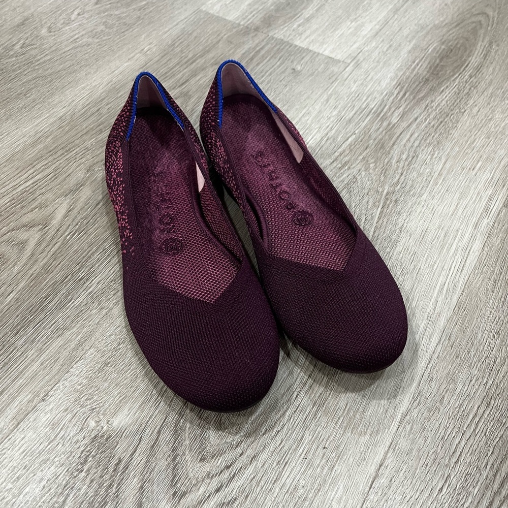 Rothy's Fig Python Round Toe Flats Size 8 - image 2